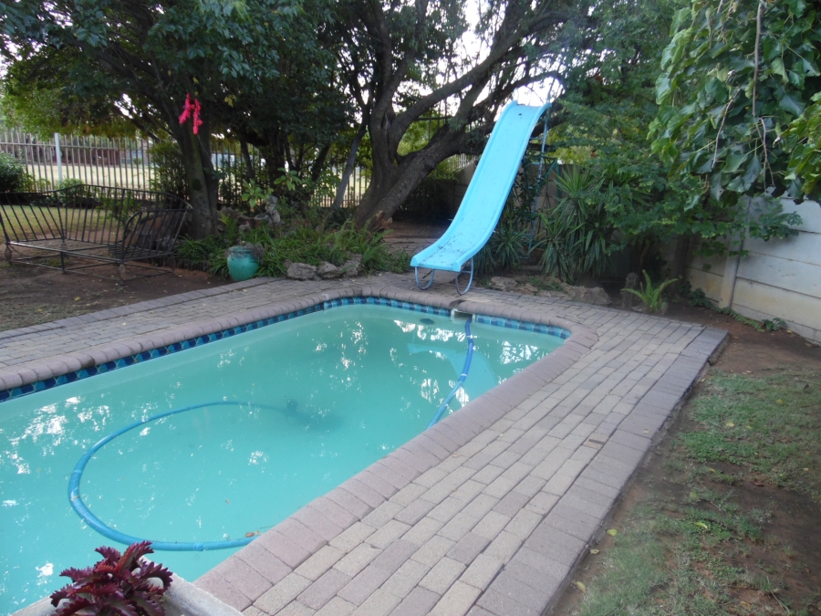 4 Bedroom Property for Sale in Riebeeckstad Free State